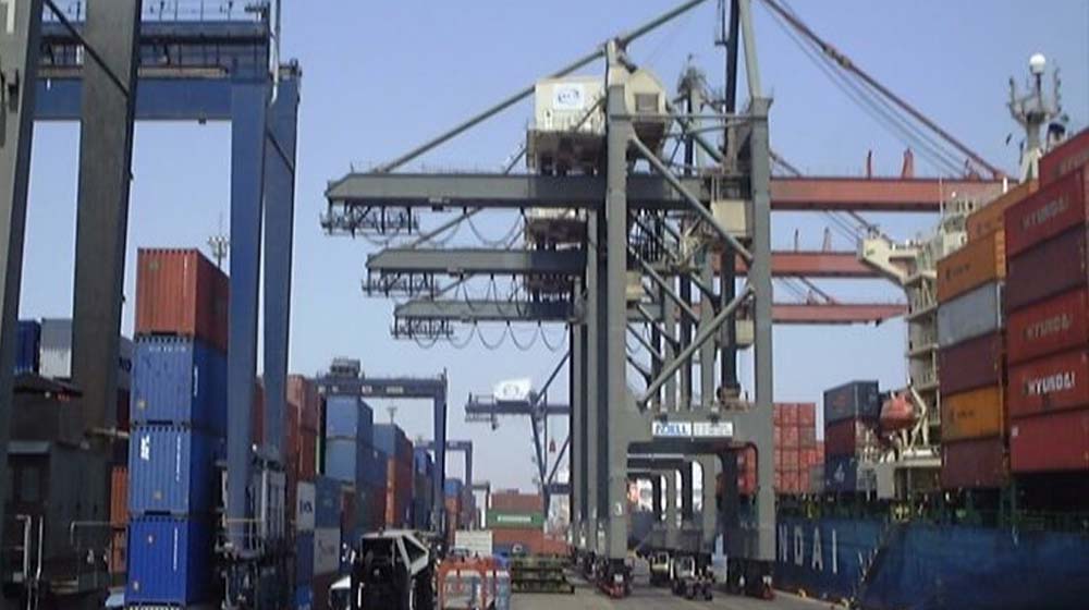 Pakistan To Install Remote-Controlled Cranes at Hutchison Ports