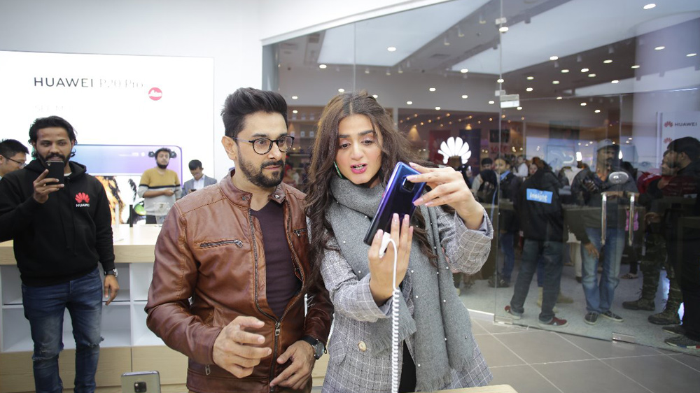 Huawei Launches Mate 20 Pro With its First-Ever Flagship Experience Store in Pakistan