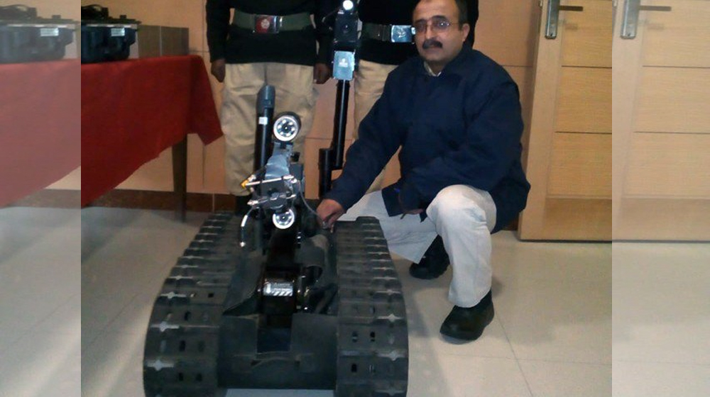 Pakistan Inducts Rs.70 million Worth Robot in its Bomb Disposal Unit