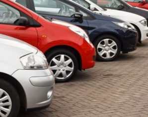 Govt. to Cancel Registration of Car Dealers Charging ‘Own Money’