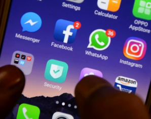 Zuckerberg to Merge Instagram WhatsApp & Facebook Messenger | propakistani.pk