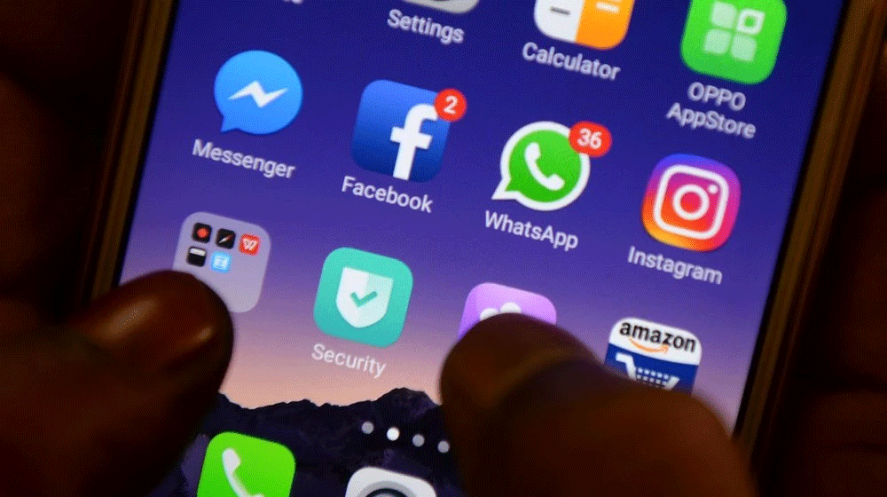 Zuckerberg to Merge Instagram WhatsApp & Facebook Messenger | propakistani.pk