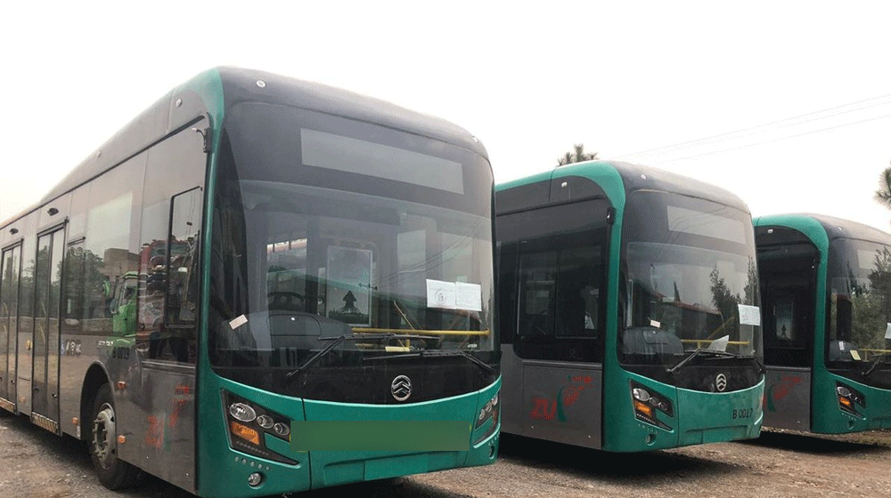 BRT Buses Arrive in Peshawar | propakistani.pk