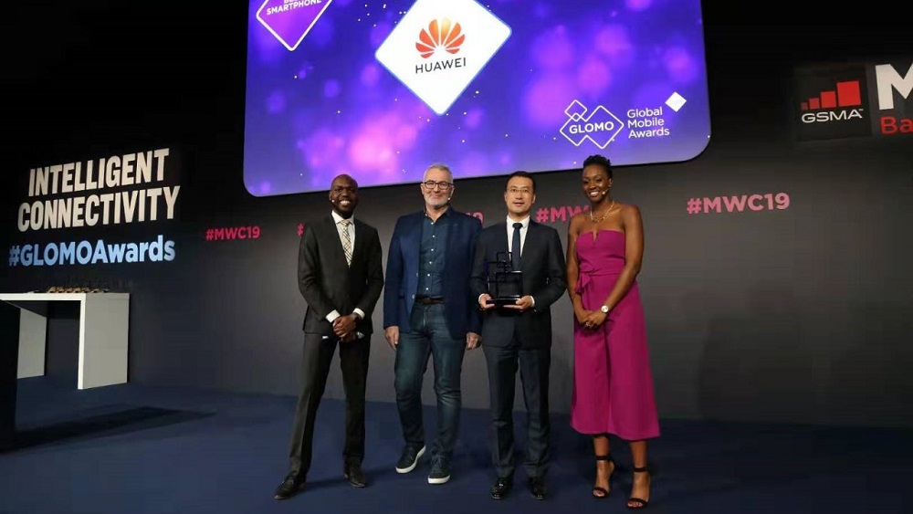 Huawei Mate 20 Pro Wins its First Best Smartphone Award at MWC 2019