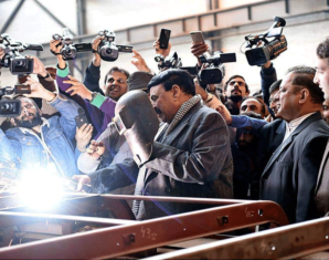 Pakistan to Locally Manufacture Railway Passenger Coaches from Next Year | propakistani.pk
