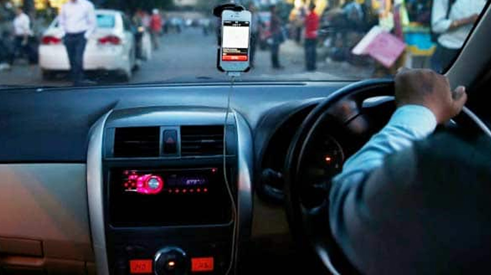 Driver of Online Ride-Hailing Service Arrested Over Extortion