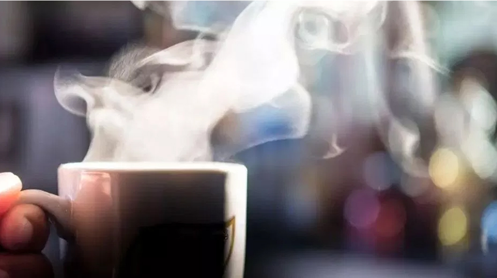 Drinking Hot Tea Doubles Risk of Cancer: Study