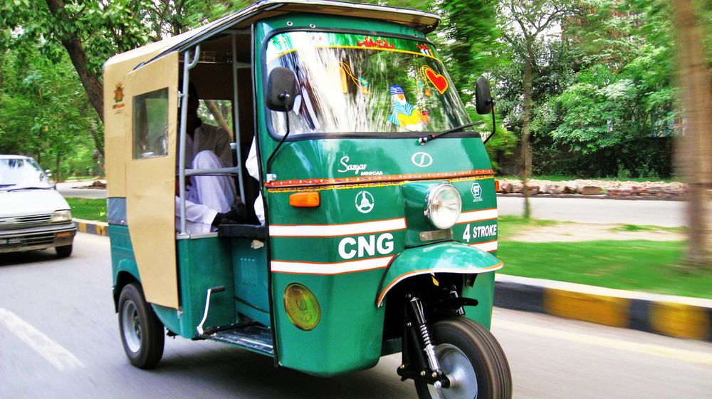 American Tourist to Travel from Karachi to Khunjerab Pass on Rickshaw