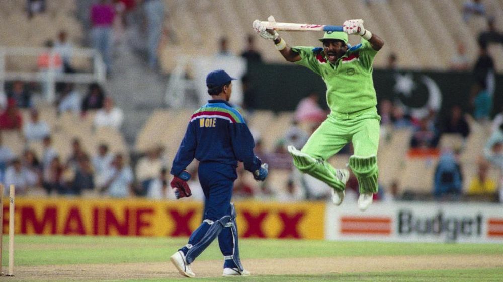 Fans from Across the Globe Share Their Love for Javed Miandad on His 62nd Birthday