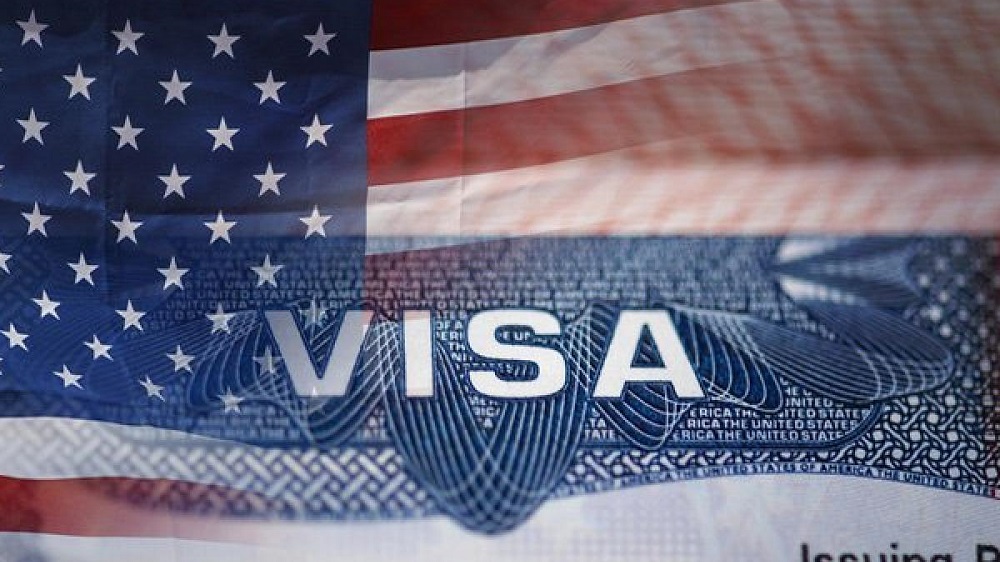 Man Scams Childhood Friends With Fake US Visas