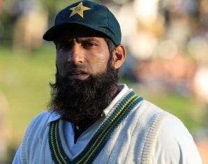 Mohammad Yousuf Babar Azam Shadab Khan