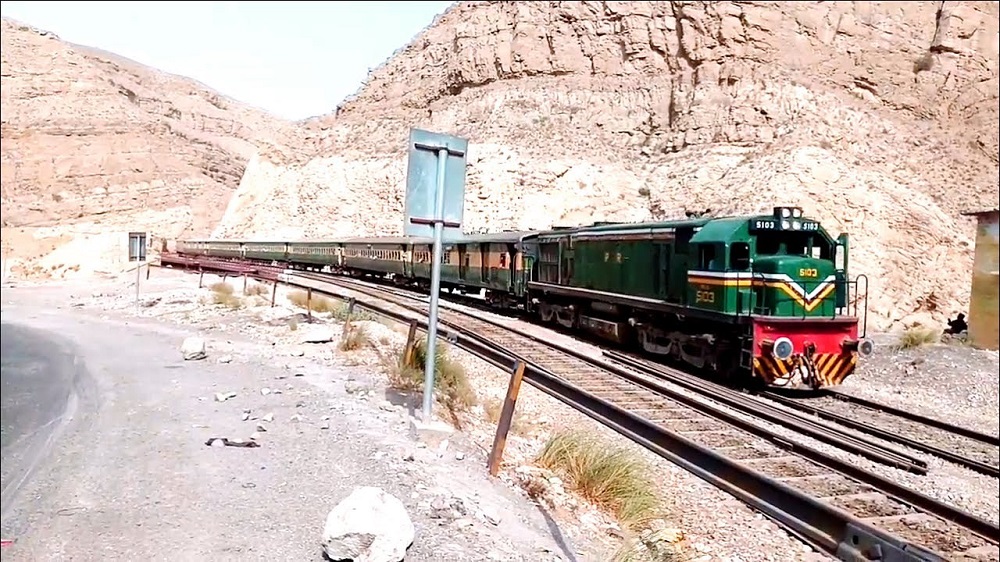 Pakistan Railways Increases its Freight Train Fares by 20%
