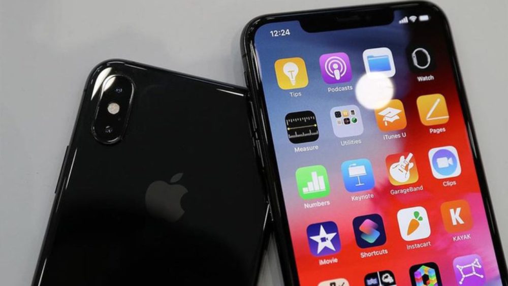 Apple Now Warns iPhone 11 Users Against Third Party Displays