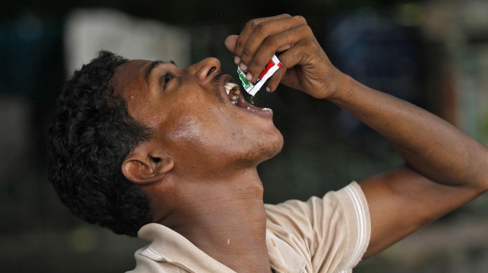 Sindh Bans Smoking and Gutka in Public Hospitals and Offices