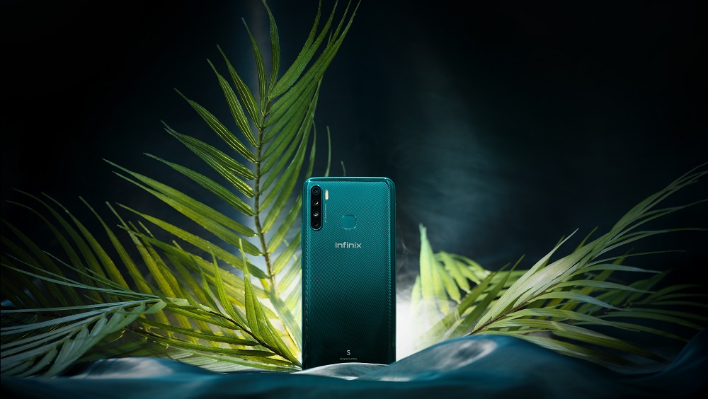 Infinix S5 Features a 32MP Selfie Camera On a Punch-Hole Display