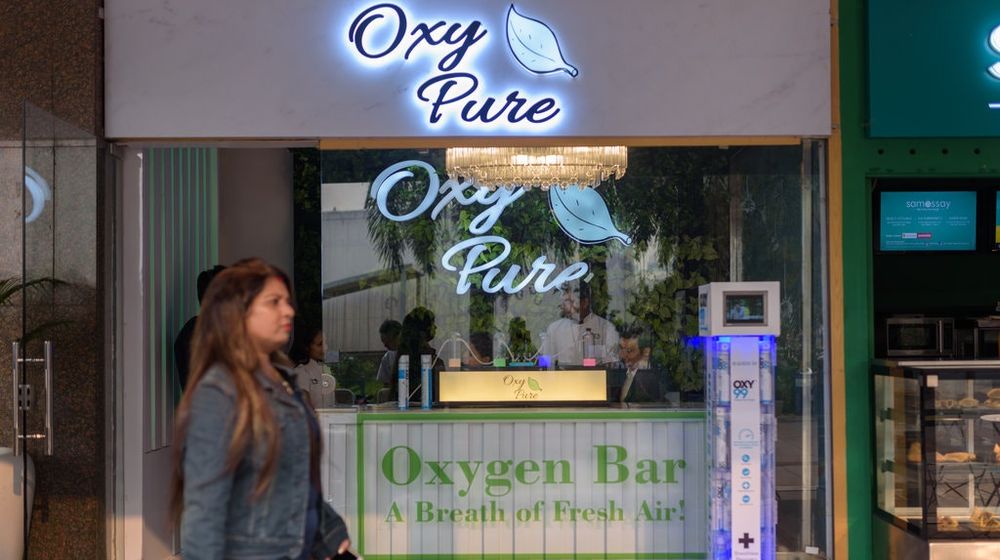 This Oxygen Bar in New Delhi is Selling Clean Air