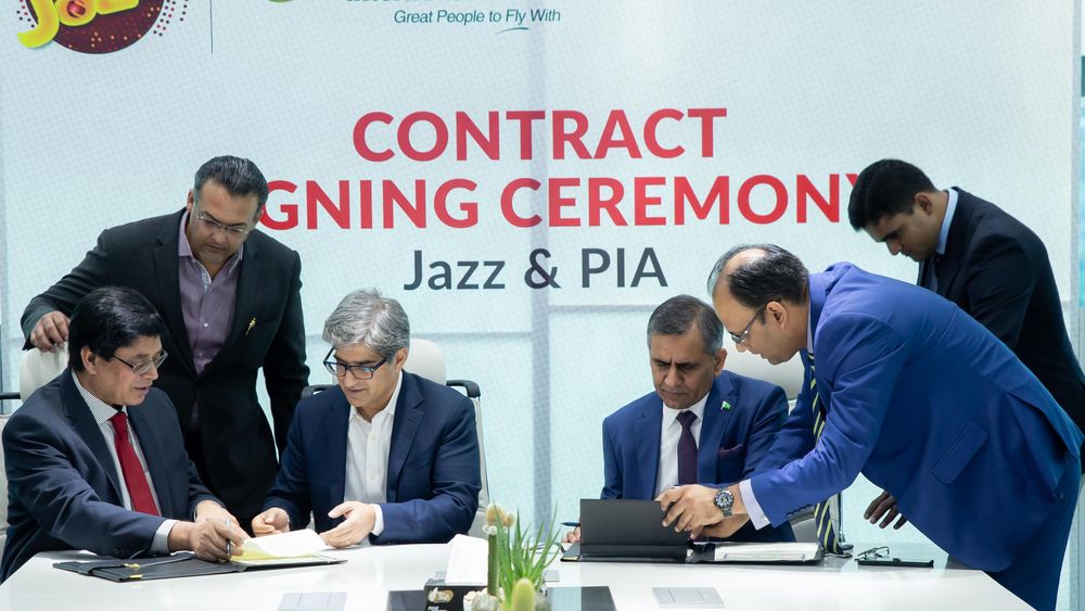 Jazz and PIA Join Hands to Offer New Services to Passengers & Employees