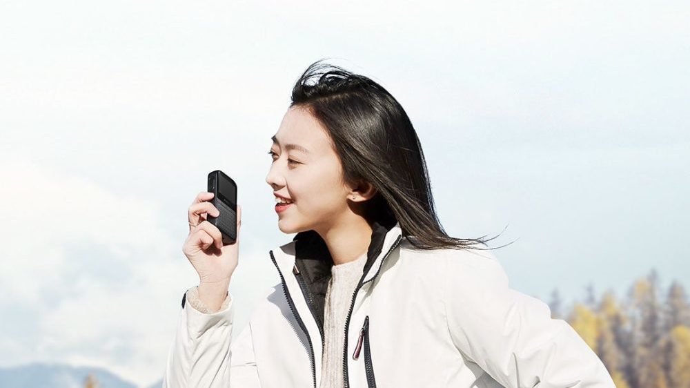 Xiaomi Launches a Smart Walkie Talkie With 5000 KM Range