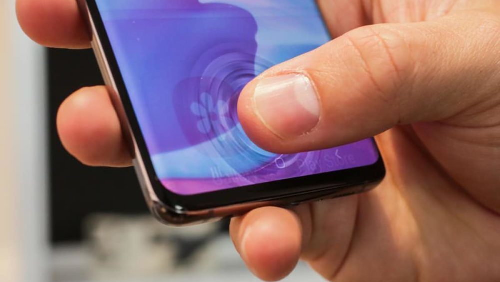 Qualcomm Announces New and Improved In-Display Fingerprint Sensor