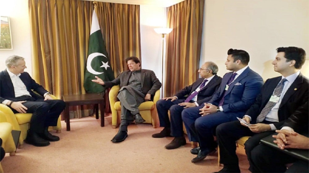 Chairman Coca Cola Meets PM Imran, Wants to Invest More in Pakistan