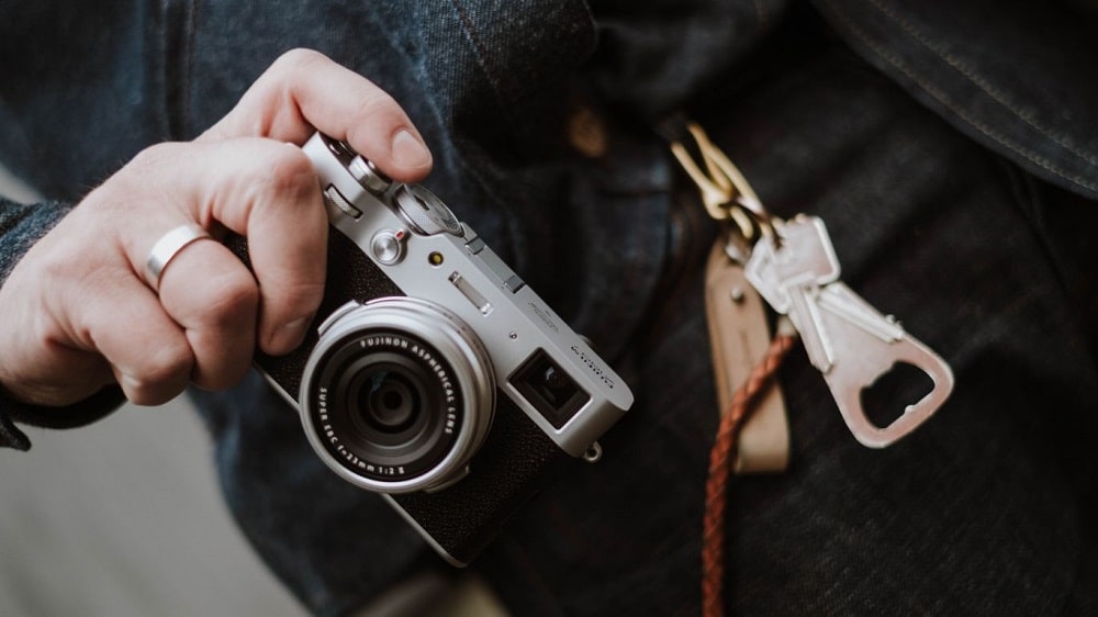 Fujifilm Launches X100V Photography Focused Street Camera