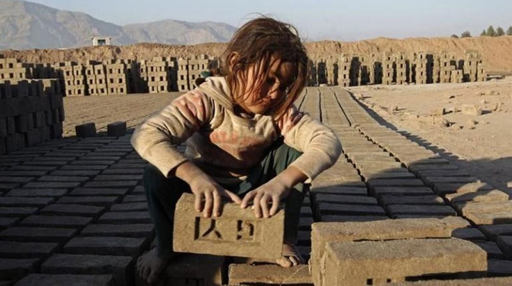 LHC Orders to Register All Brick Kilns in Punjab to End Child Labor