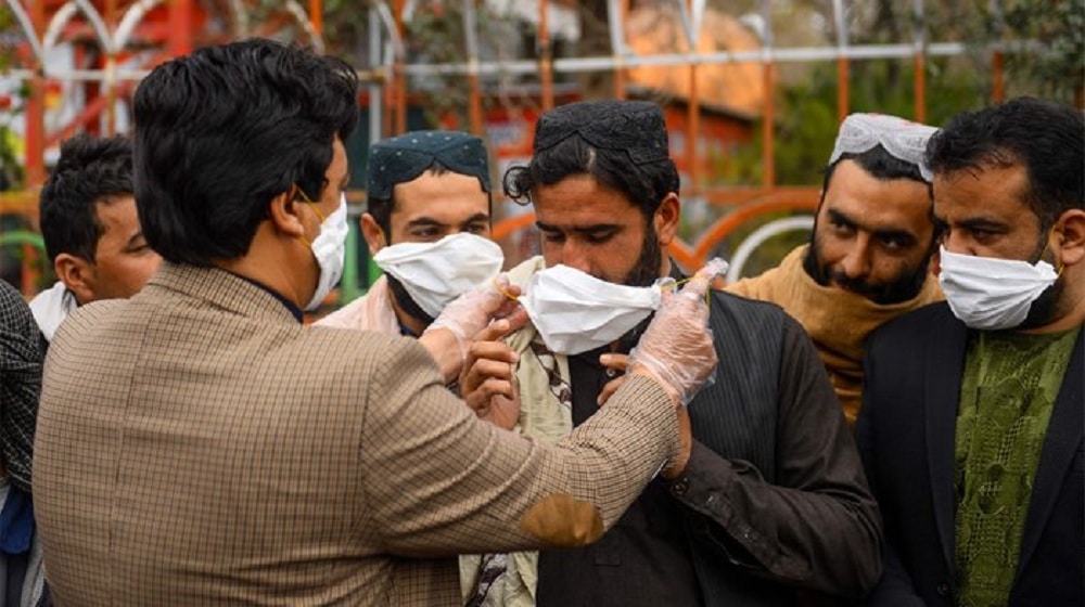 Punjab Govt Enforces “No Mask, No Service” Policy Across Province
