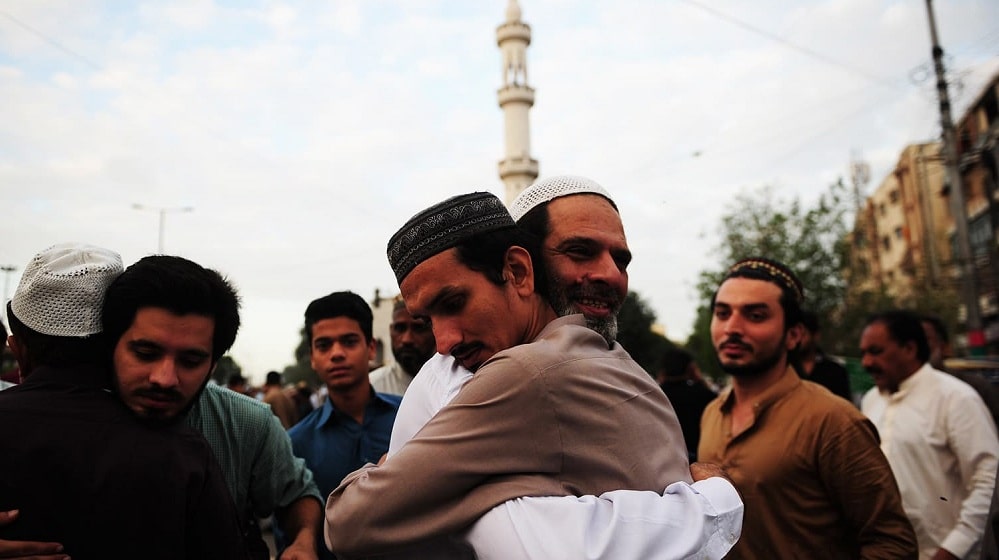 NCOC Bans Hugs and Handshakes After Eid Prayers