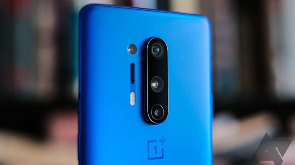 OnePlus 8 & 8 Pro Launched With Snapdragon 865 & Curved 120Hz Displays