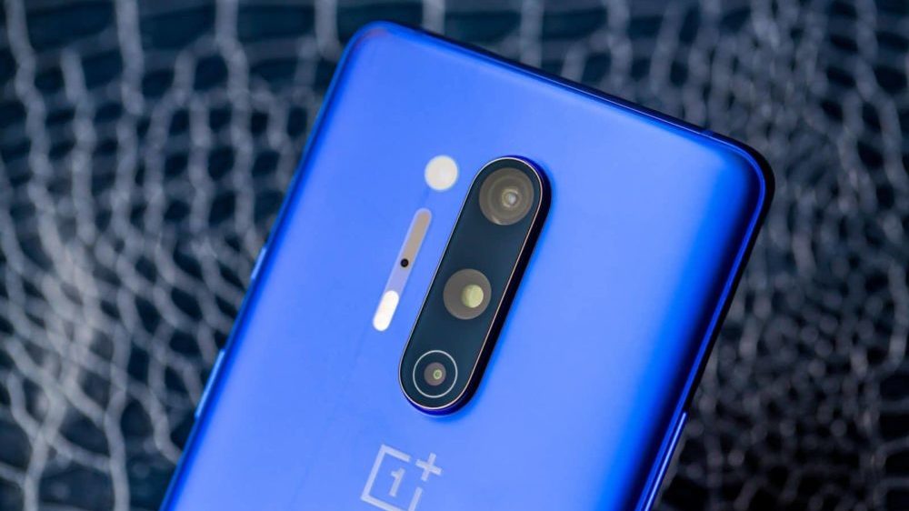 The OnePlus 8 Camera Can See Through Objects