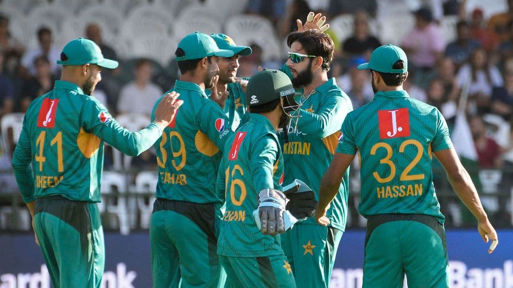 Imad Wasim Hints at How Pakistan Can Regain Top Spot in T20 Rankings