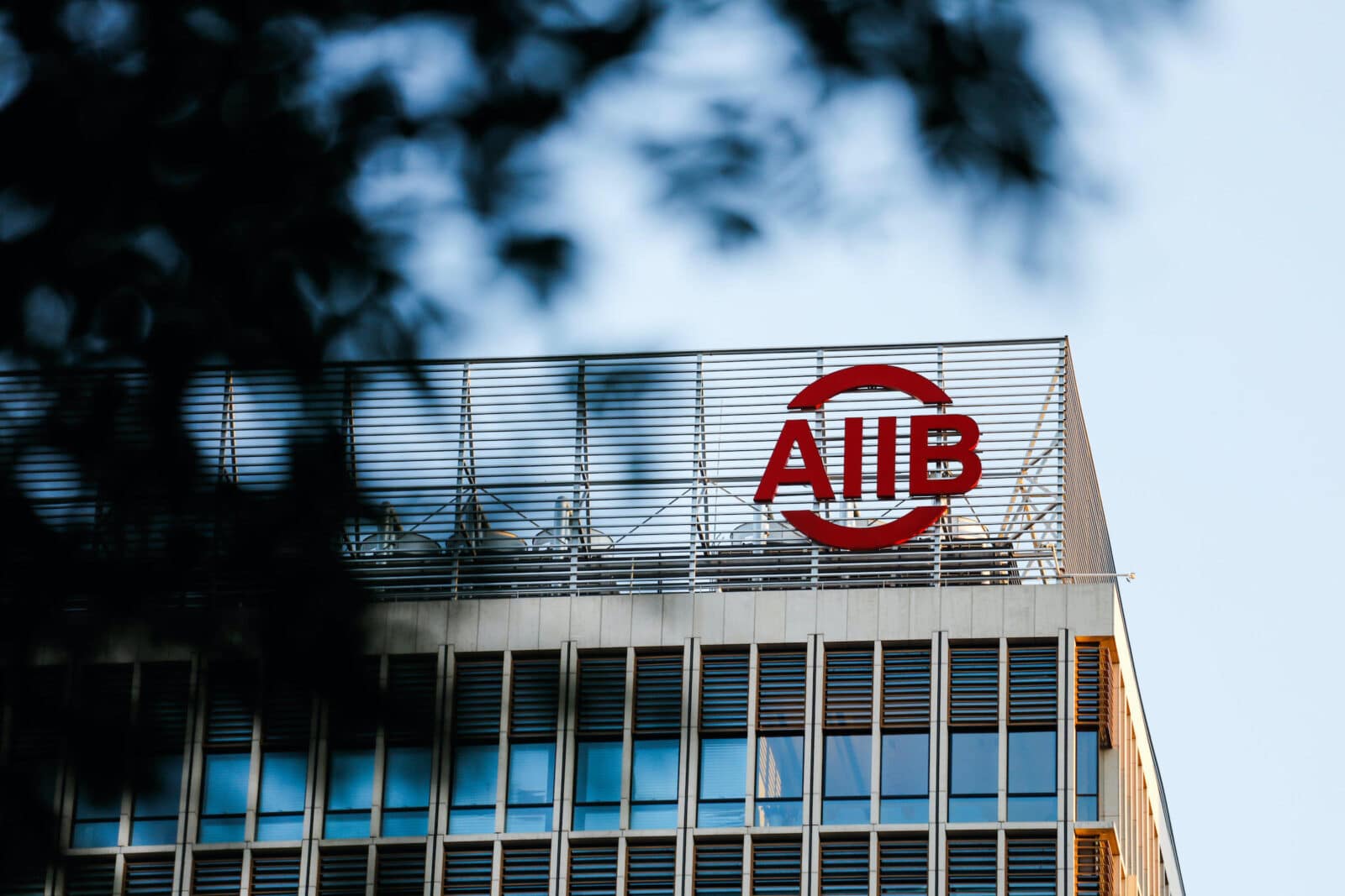 AIIB Approves $250 Million Loan to Assist Pakistan Against COVID-19