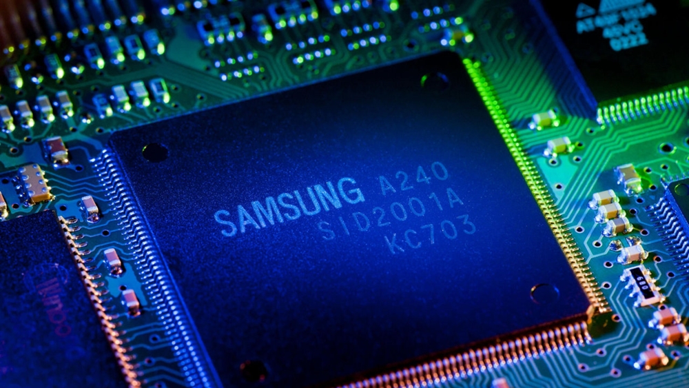 Samsung Discovers a Material That Could Revolutionize Semiconductors