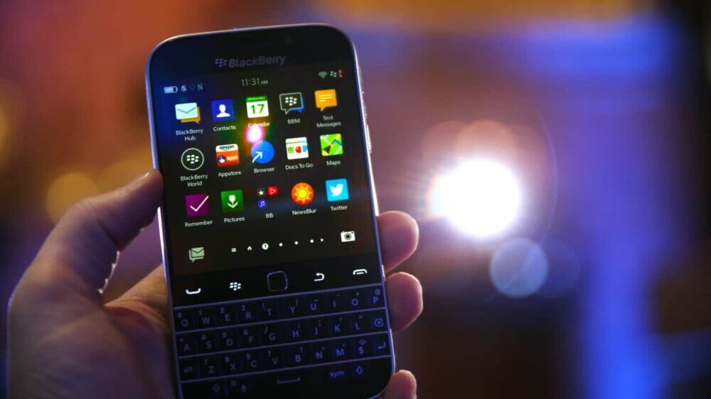 BlackBerry is Coming Back With 5G Phones & Hardware Keyboards