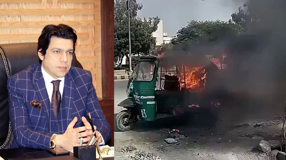 Faisal Vawda Helps Poor Rickshaw Driver On the Road [Video]