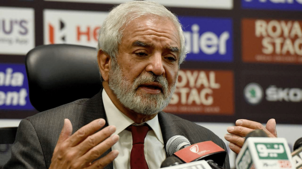 Ehsan Mani Clarifies on Rumors of Payments to Foreigners to Tour Pakistan