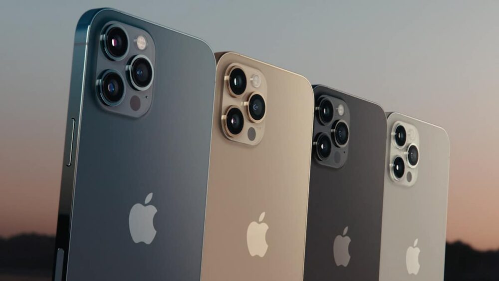 iPhone 12 Pro and Pro Max Feature Similar Designs With ...