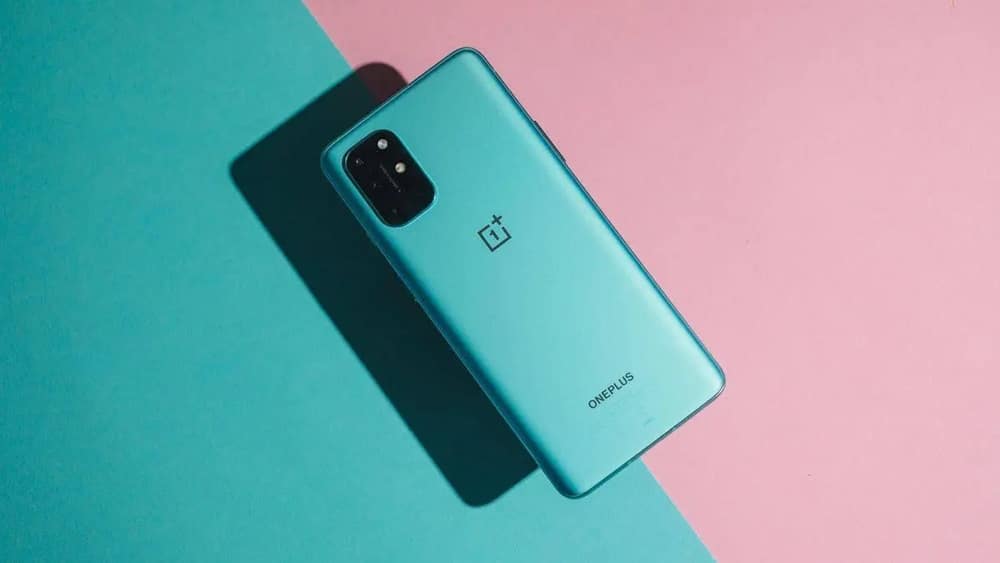 Alleged OnePlus 9 Renders Show a Samsung Galaxy S20-Like Desing