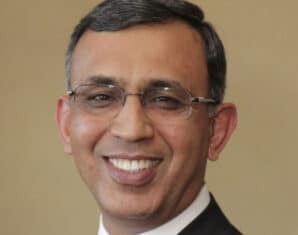 Pakistani Doctor Setting Examples For US Health Sector | ProPakistani