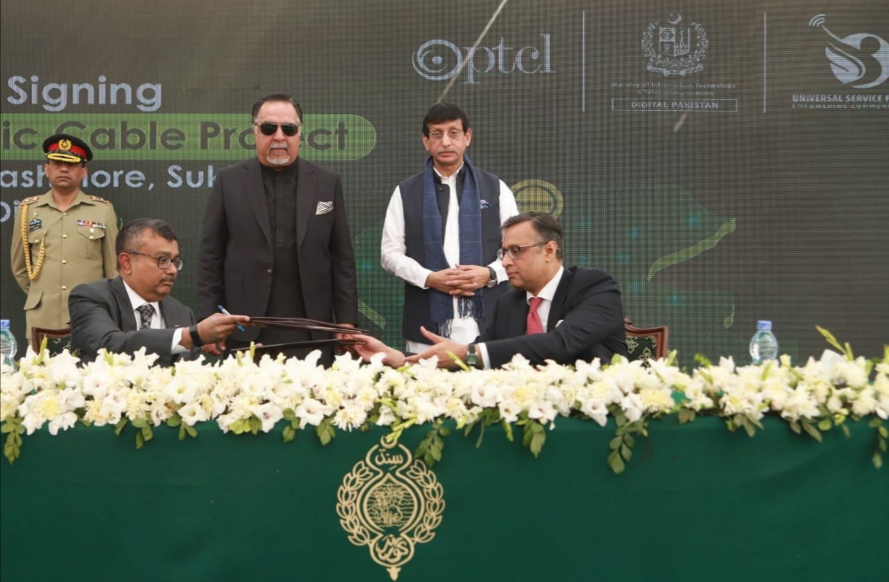 USF Awards Optic Fiber Cable Contracts Worth Rs. 3 Billion For Interior Sindh to PTCL