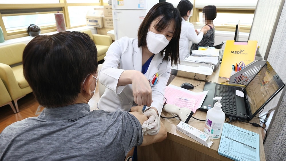 2 Die in South Korea After Taking Coronavirus Vaccine