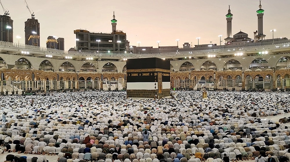 Pakistan Ranks Behind Indonesia in Number of Umrah Pilgrims Visiting Saudi Arabia