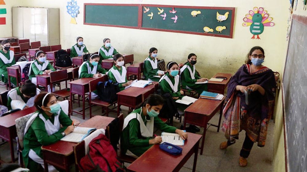 Private School’s Registration Gets Canceled for Humiliating Student for Speaking Urdu
