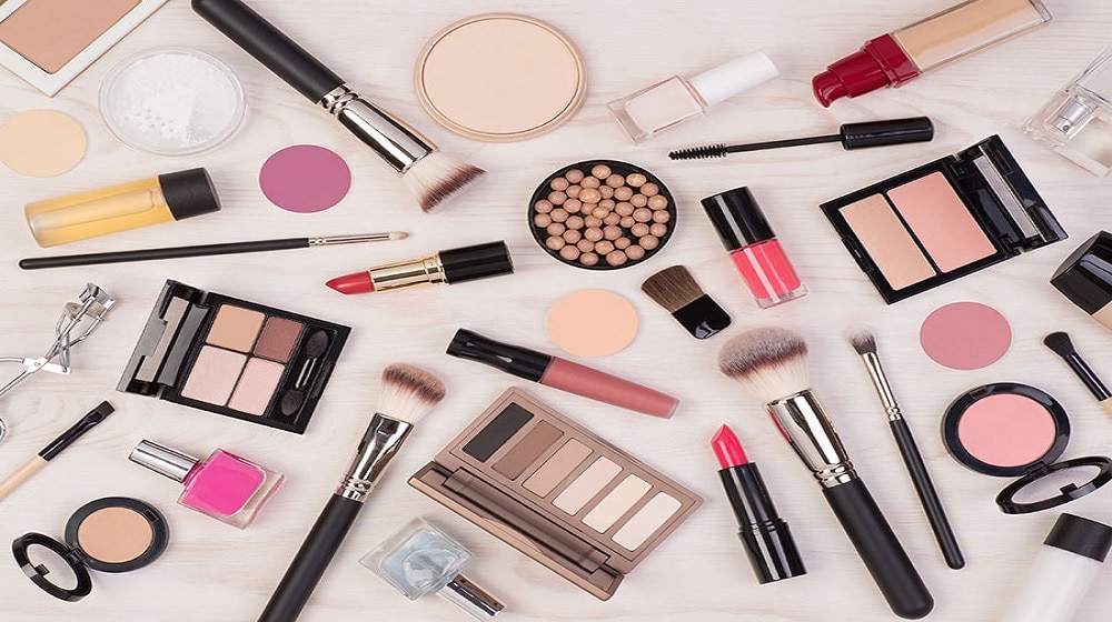 Research Reveals a Shocking Fact About Cosmetics Used in USA & Canada