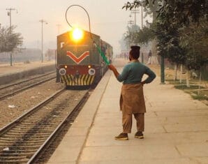 Railways | passenger trains punctuality |ProPakistani