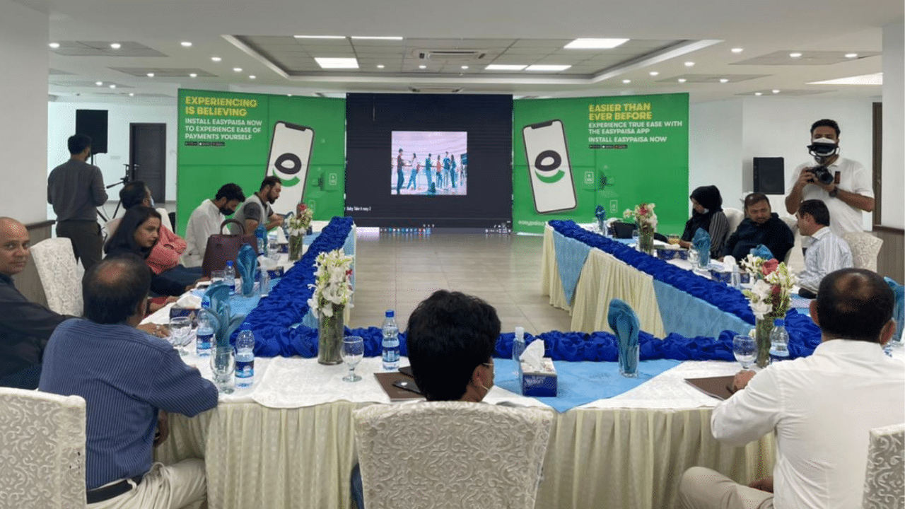 Easypaisa Team Holds App Experience Session for Journalists in Islamabad