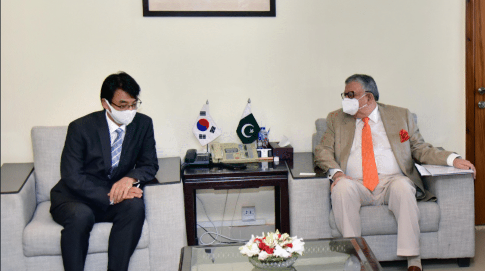 Korean Envoy Meets Finance Minister to Further Strengthen Bilateral Relations