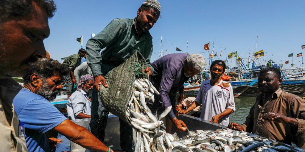Illegal Fishing Trawlers To Be Fined Rs. 10 Million Under New Maritime Policy