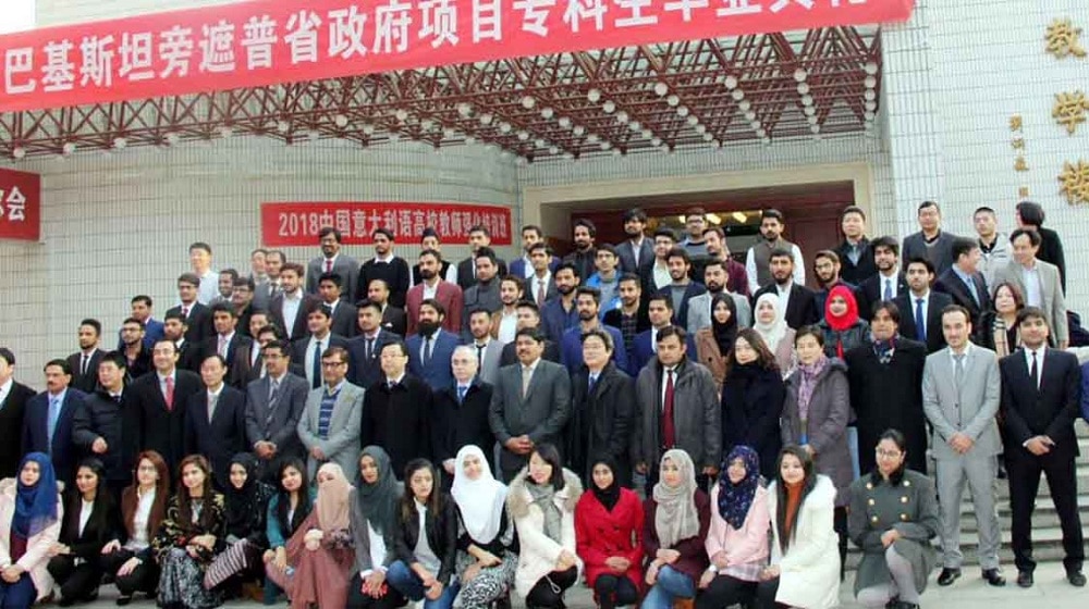 Futures of Thousands of Pakistani Students in China at Stake