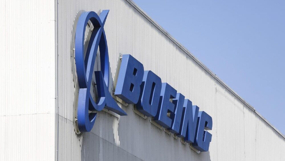Boeing Gets Approval for its Satellite Internet Project